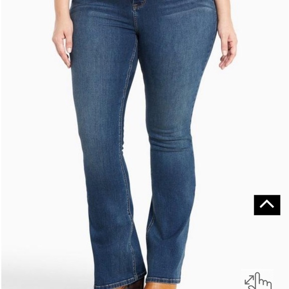 Torrid Luxe Slim Boot Jeans Medium Wash 28 Tall 28T C2 - Picture 1 of 7